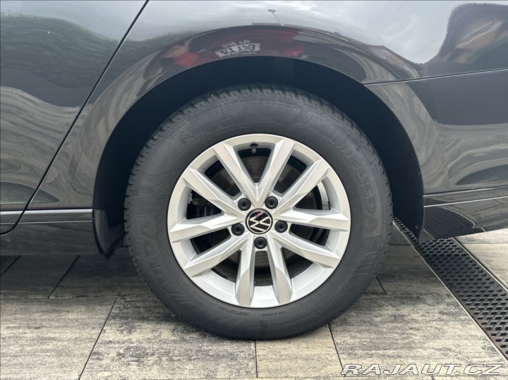 Volkswagen Passat 1,5 TSI 150PS Business 2023