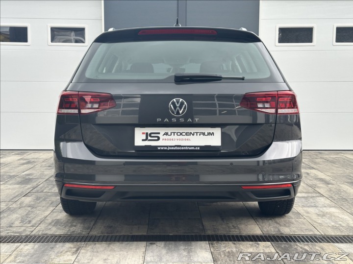Volkswagen Passat 1,5 TSI 150PS Business 2023