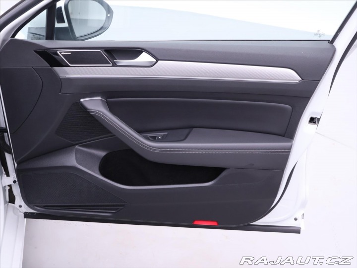 Volkswagen Passat 2,0 TSI 206kW R-line High 2016