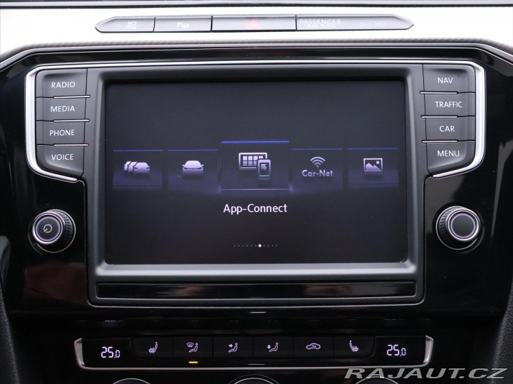 Volkswagen Passat 2,0 TSI 206kW R-line High 2016