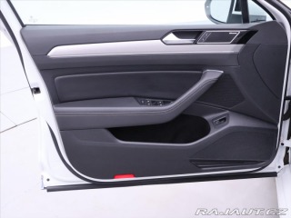 Volkswagen Passat 2,0 TSI 206kW R-line High 2016