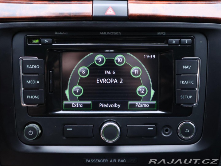 Škoda Superb 2,0 TDI 125kW DSG Eleganc 2010