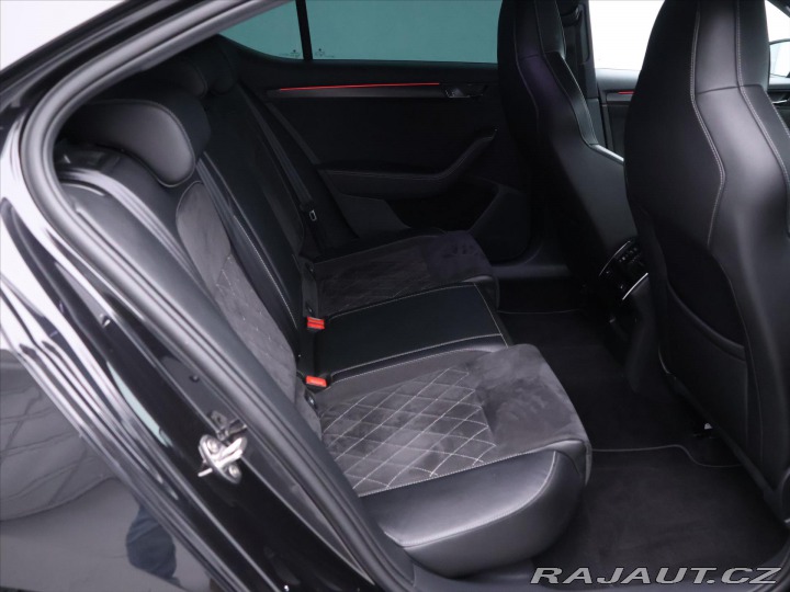 Škoda Superb 2,0 TDI 140kW DSG 4x4 CZ 2020