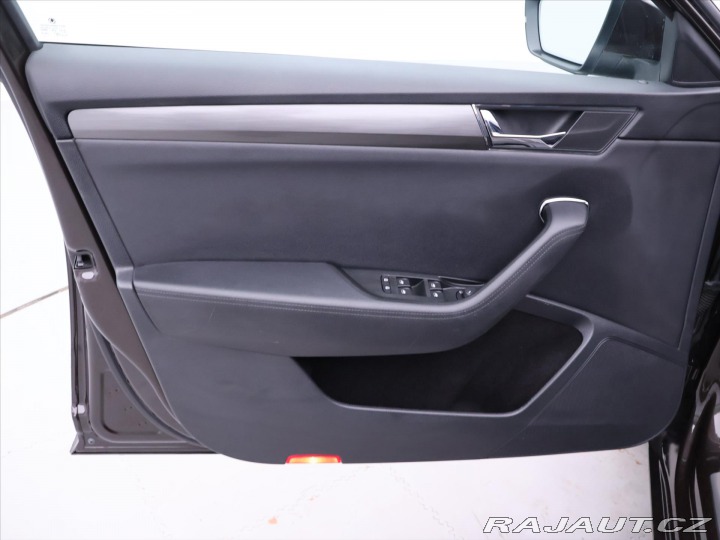 Škoda Superb 2,0 TDI 110kW Style DSG C 2020