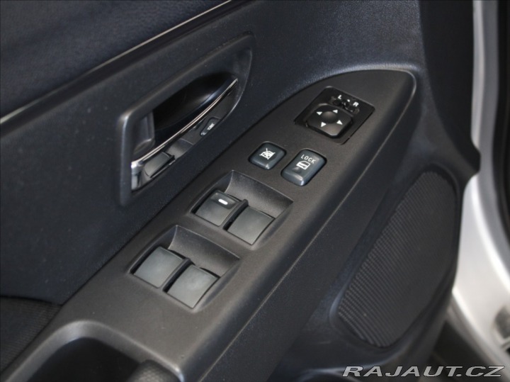 Mitsubishi ASX 1,6 MIVEC 86kW Invite 1.m 2013