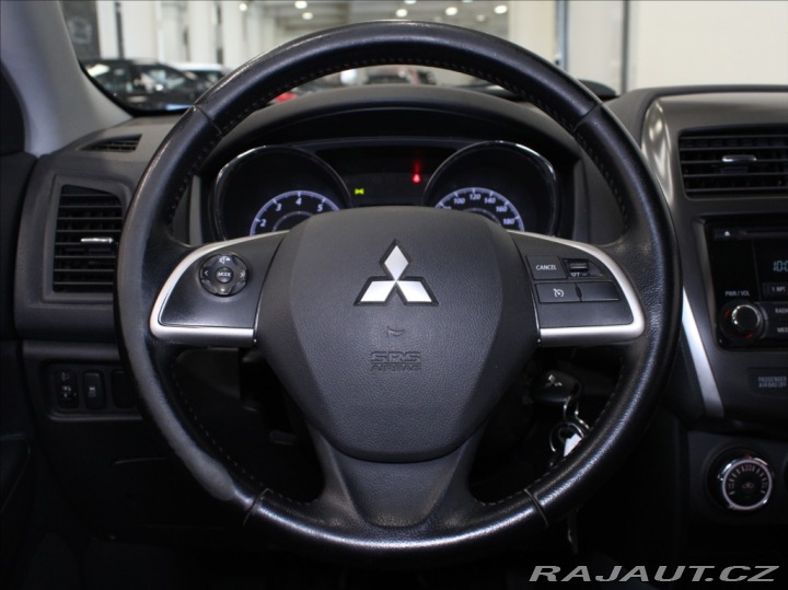 Mitsubishi ASX 1,6 MIVEC 86kW Invite 1.m 2013
