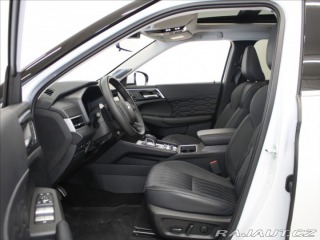 Mitsubishi Outlander 2,4 PHEV AWD Instyle TAŽN 2025