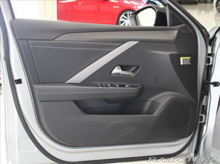 Opel Astra 1,2 Turbo 130k. 8AT GS 19 2025