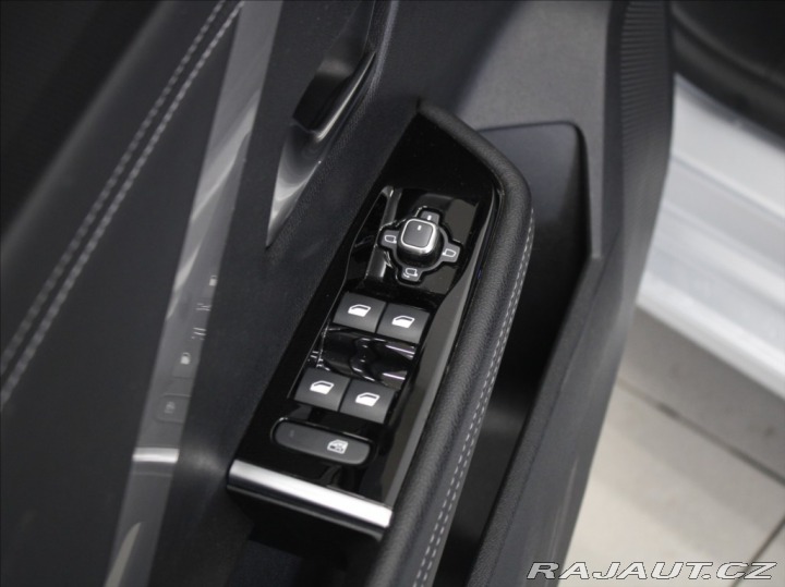 Opel Astra 1,2 Turbo 130k. 8AT GS 19 2025