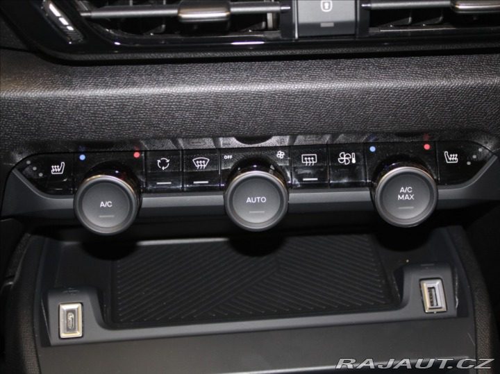 Citroën C4 1,2 PT 96kW AT Shine MY24 2024