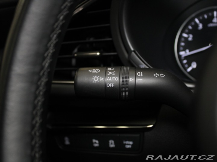 Mazda 3 2,0 G150 Homura 1.majitel 2022