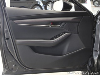 Mazda 3 2,0 G150 Homura 1.majitel 2022