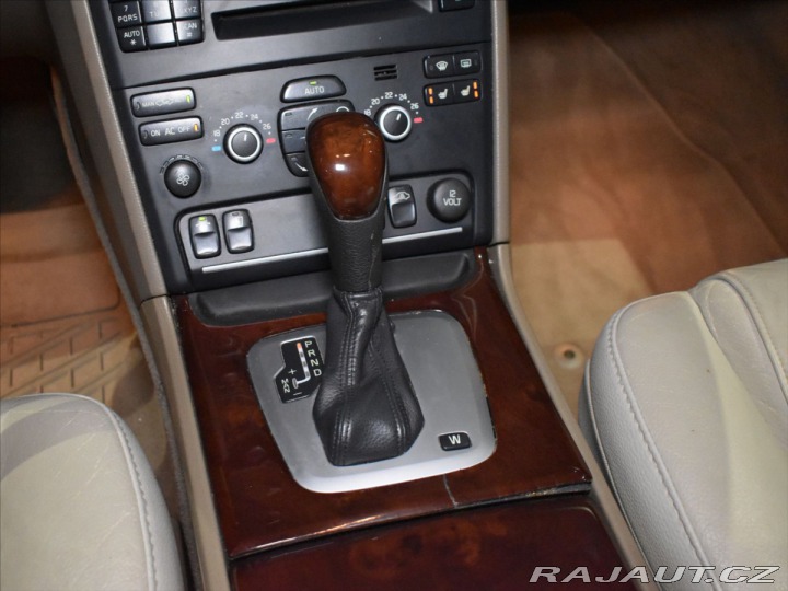 Volvo XC90 2,4 D5 AWD polestar , web 2012