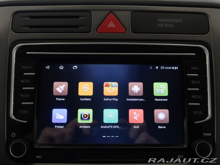 Volkswagen Tiguan  2010