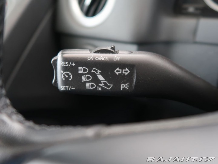 Volkswagen Tiguan  2010