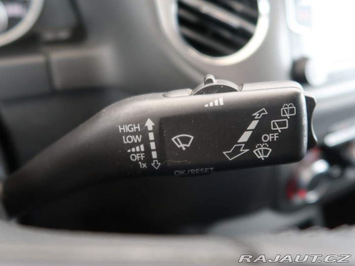 Volkswagen Tiguan  2010