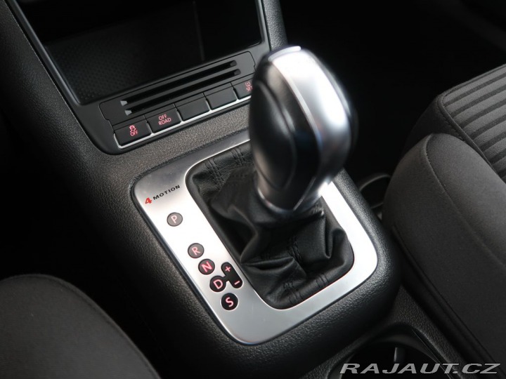 Volkswagen Tiguan  2010