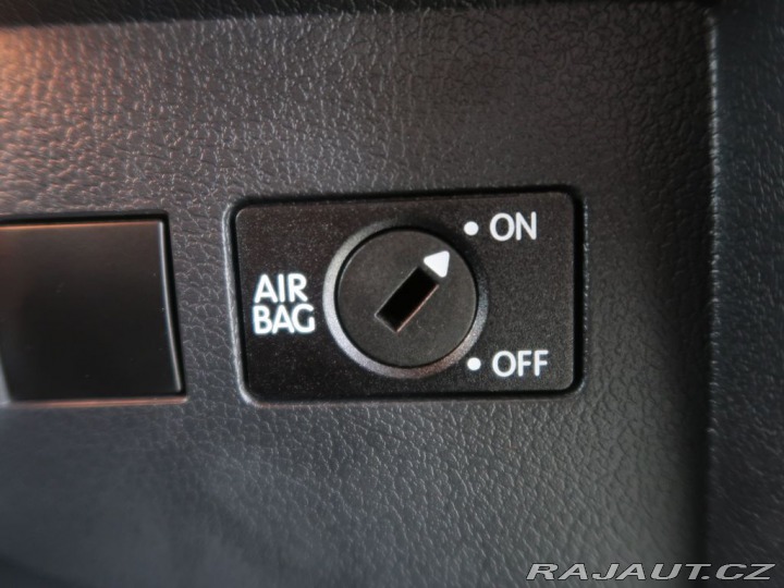 Volkswagen Tiguan  2010