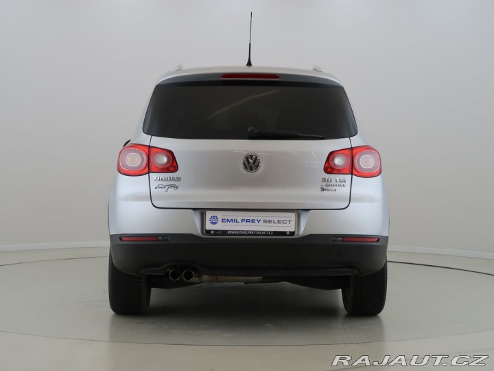 Volkswagen Tiguan  2010