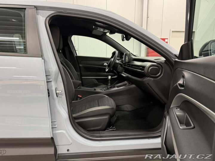 Jeep Avenger Longitude 1.2 Turbo 100k 2025