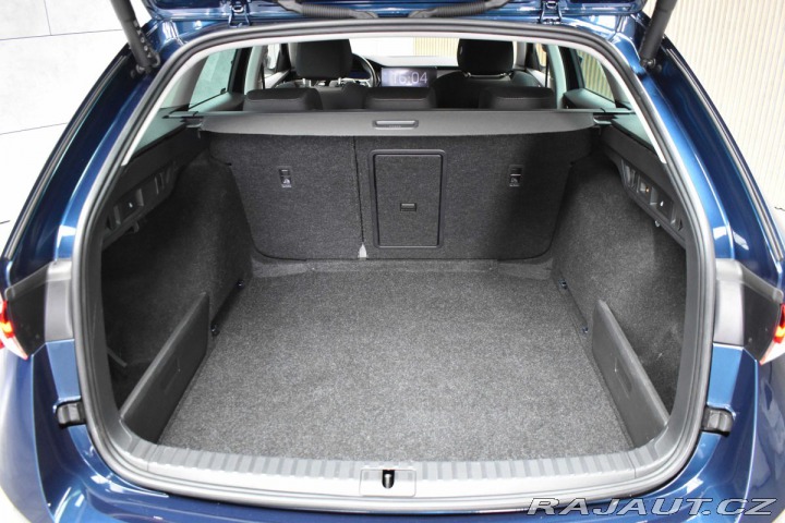 Škoda Octavia SCOUT TDI 147kW 4x4*TAŽNÉ 2023