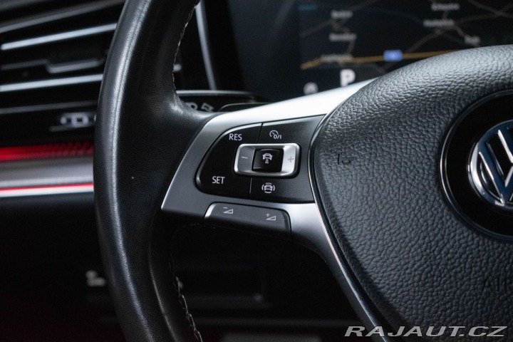 Volkswagen Touareg 3.0TDI R-LINE*TAŽNÉ*WEBAS 2020