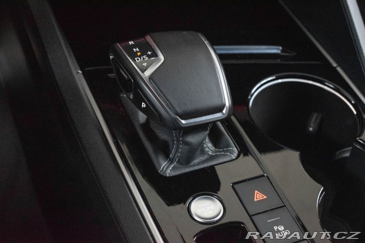 Volkswagen Touareg 3.0TDI R-LINE*TAŽNÉ*WEBAS 2020