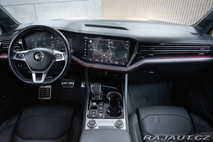 Volkswagen Touareg 3.0TDI R-LINE*TAŽNÉ*WEBAS 2020