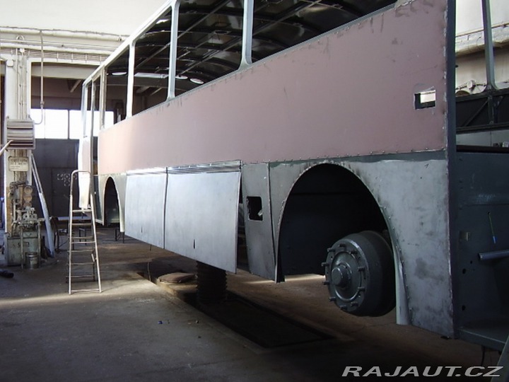 Ostatní značky Ostatní modely KAROSA LC 736.20 1987