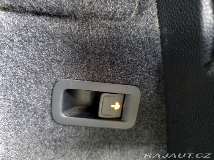 Škoda Karoq BUSINESS EDITION 1.5 TSI- 2021