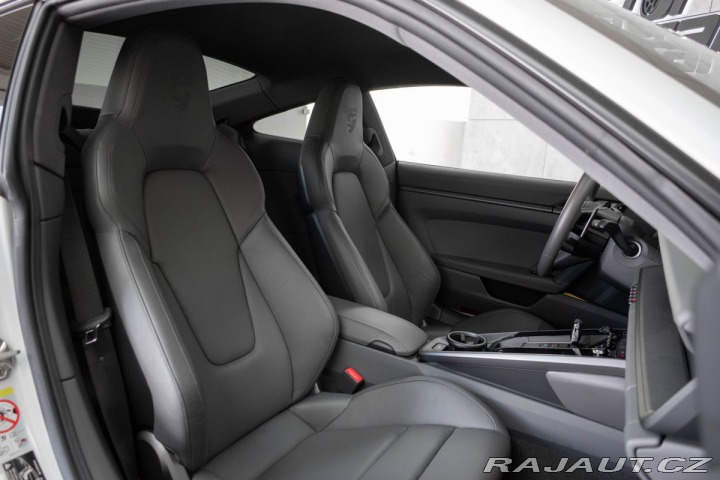 Porsche 911 992 CARRERA 4*BLACK PAKET 2019