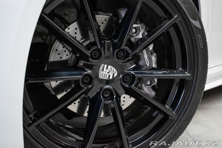 Porsche 911 992 CARRERA 4*BLACK PAKET 2019