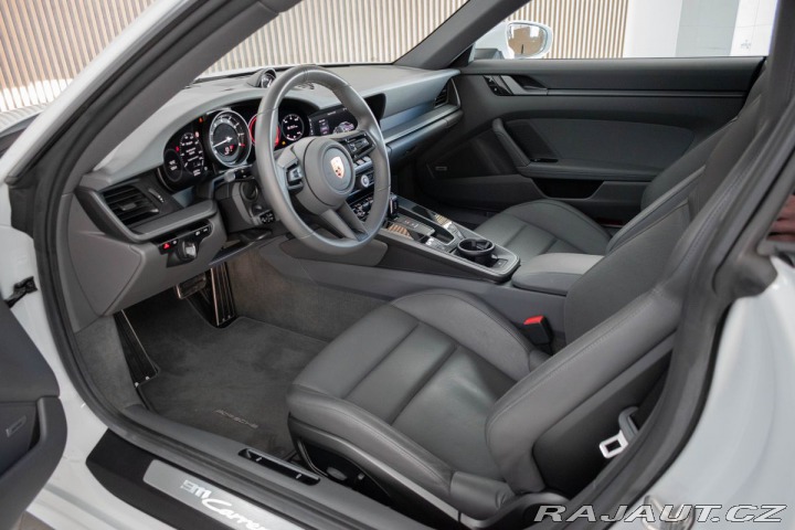 Porsche 911 992 CARRERA 4*BLACK PAKET 2019