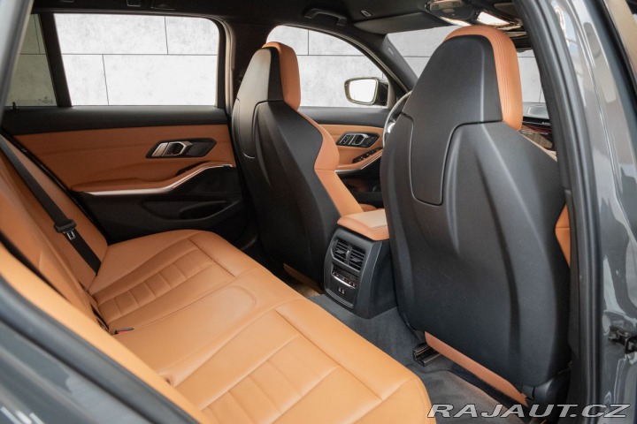 BMW 3 330d xD ///M*TAŽNÉ*LASER* 2021