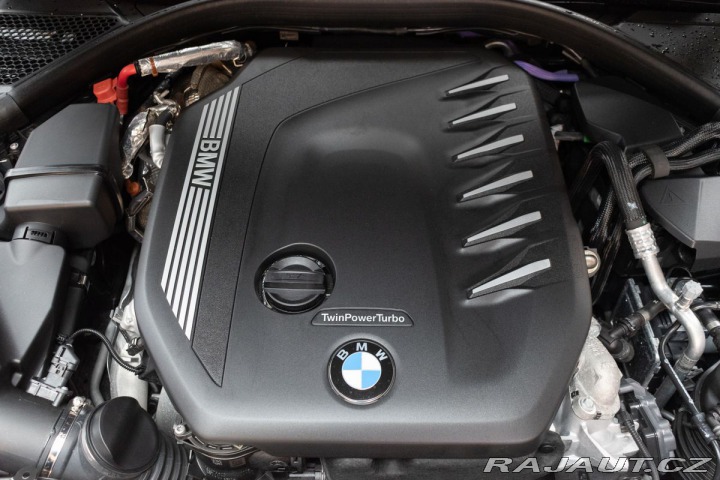 BMW 3 330d xD ///M*TAŽNÉ*LASER* 2021