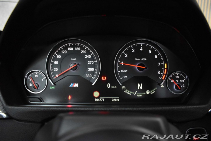 BMW M4 F83 REZERVACE* 2014