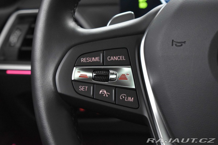 BMW 3 320d xD NEZ. TOPENÍ*ZÁRUK 2023