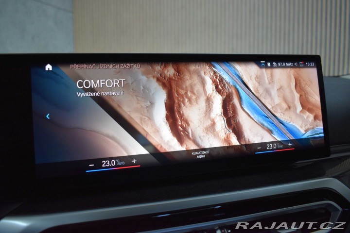 BMW 3 320d xD NEZ. TOPENÍ*ZÁRUK 2023