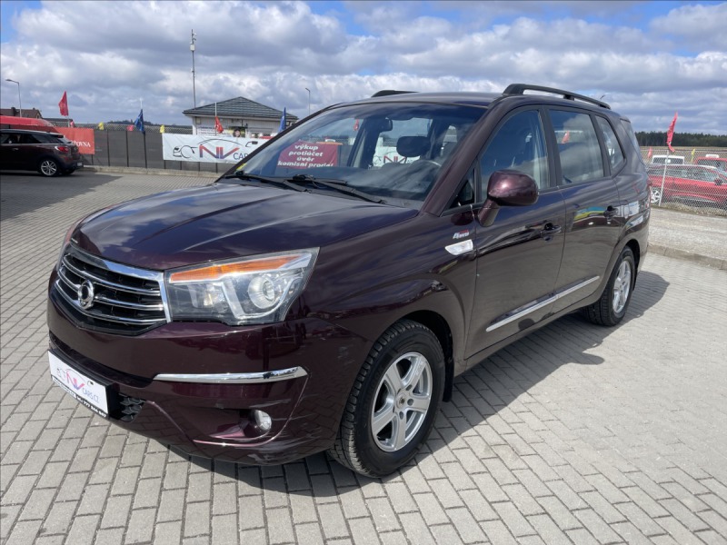 SsangYong Ostatní modely Rodius 2,0 D 114kw 4x4 7mist odp