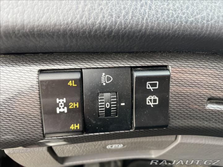 SsangYong Ostatní modely Rodius 2,0 D 114kw 4x4 7mist odp 2014