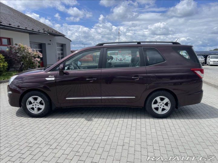 SsangYong Ostatní modely Rodius 2,0 CRD 114kw 4x4 7mist o 2014