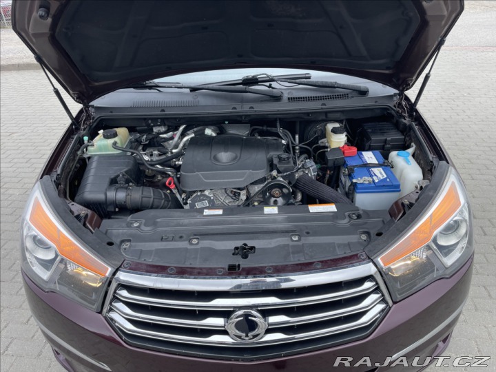 SsangYong Ostatní modely Rodius 2,0 D 114kw 4x4 7mist odp 2014