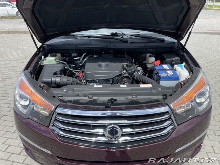 SsangYong Ostatní modely Rodius 2,0 CRD 114kw 4x4 7mist o 2014