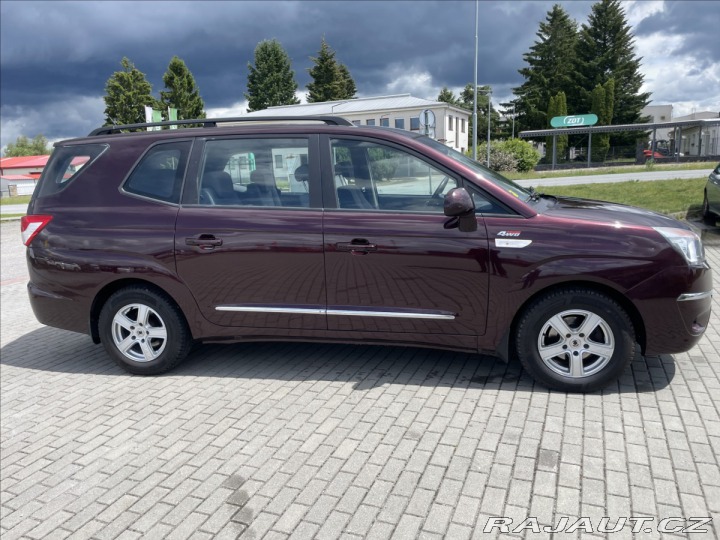 SsangYong Ostatní modely Rodius 2,0 CRD 114kw 4x4 7mist o 2014