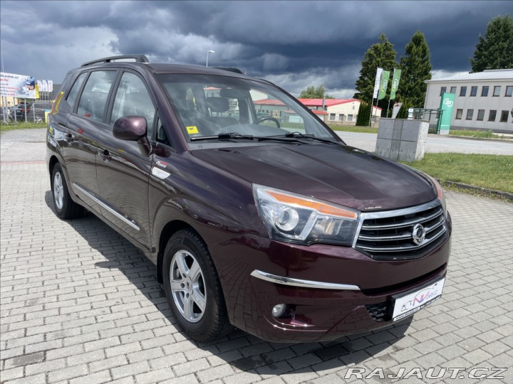 SsangYong Ostatní modely Rodius 2,0 CRD 114kw 4x4 7mist o 2014