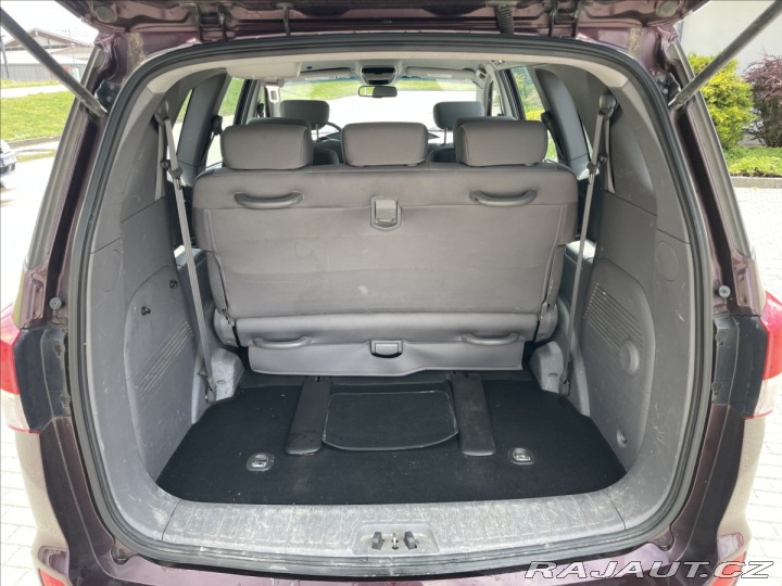 SsangYong Ostatní modely Rodius 2,0 CRD 114kw 4x4 7mist o 2014