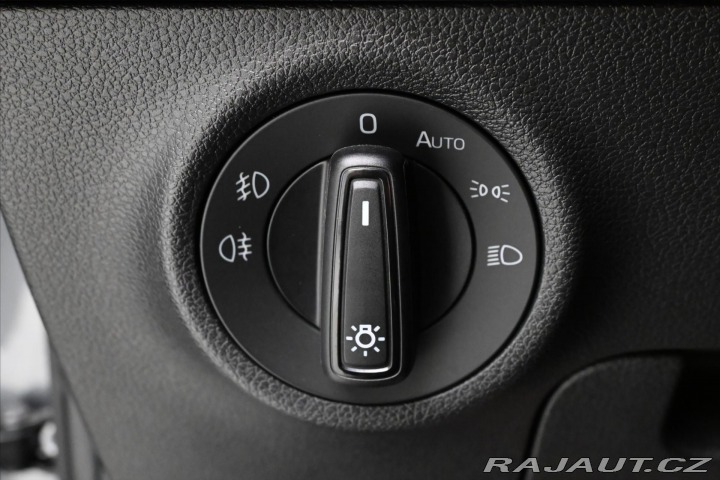 Škoda Karoq 2,0 TDI 85 kW DSG Ambitio 2023