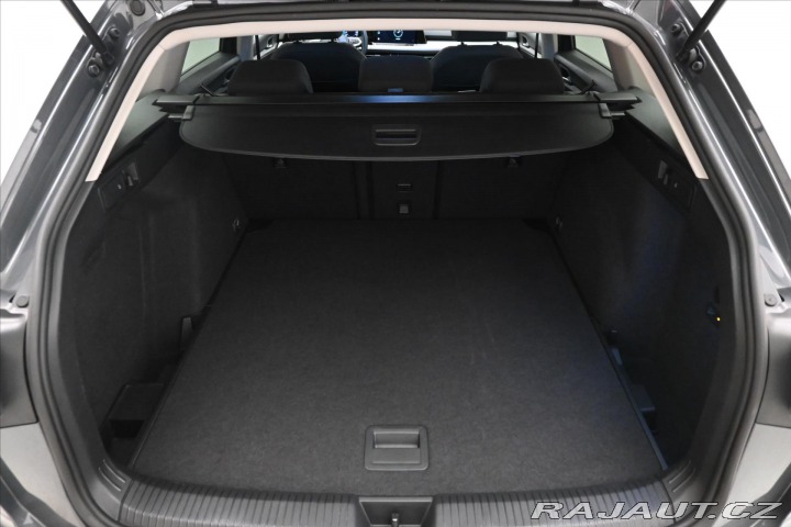 Volkswagen Golf 2,0 TDI 110 kW Life Záruk 2023