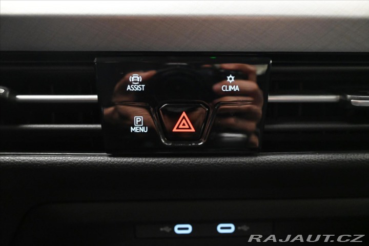 Volkswagen Golf 2,0 TDI 110 kW Life Záruk 2023