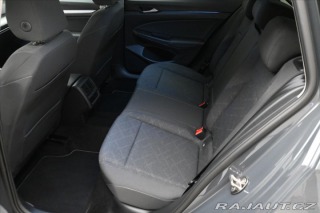 Volkswagen Golf 2,0 TDI 110 kW Life Záruk 2023